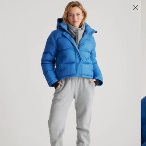 GAP: Women’s puff water resistant coat